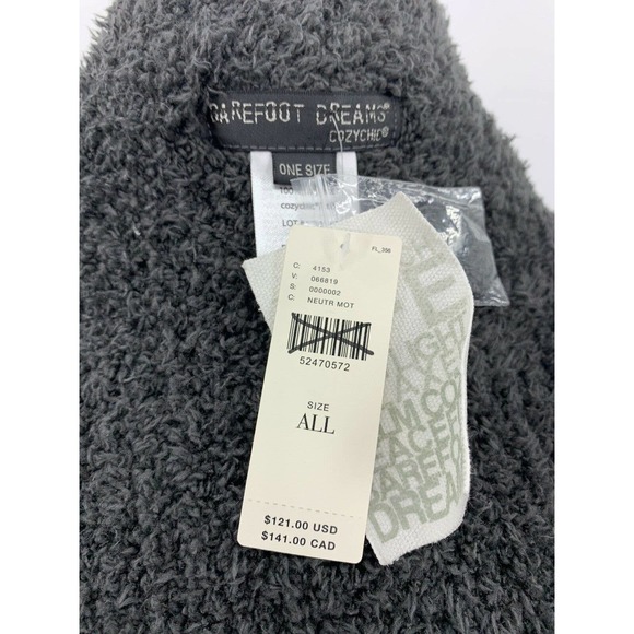 Barefoot Dreams Malibu Wrap in Carbon Sand Stripe - Picture 7 of 8